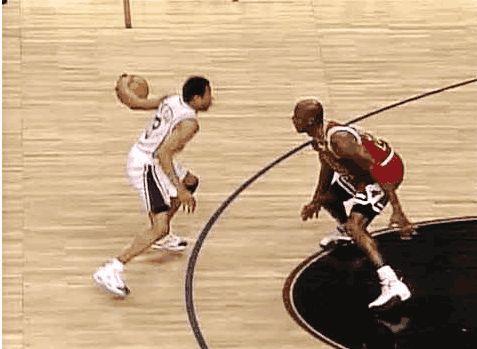 2026米兰冬奥会火炬继续在意大利境内传递（2026米兰冬奥会火炬接力在意大利境内持续进行）