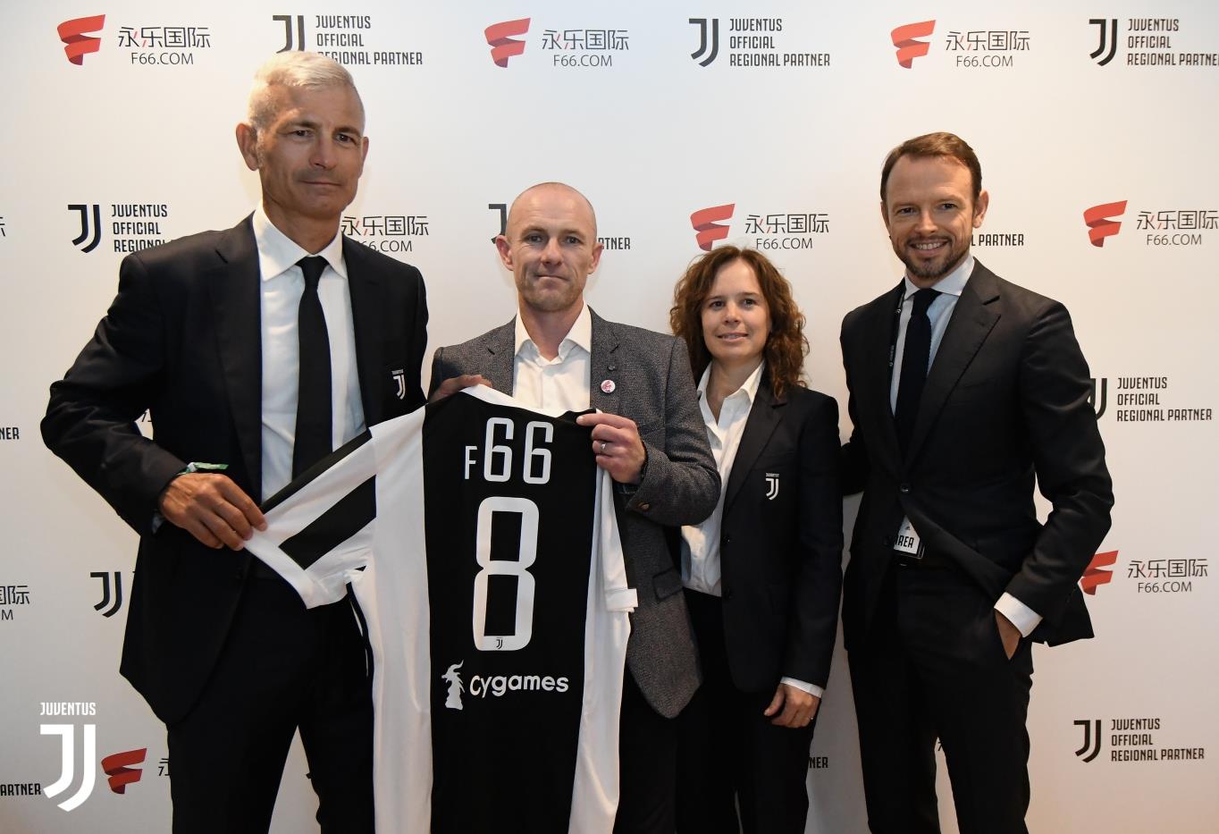 记者：本届世界杯将有半场球员和教练采访，赛前两天开发布会（记者称本届世界杯将增设半场球员与教练采访，赛前两日举行发布会）