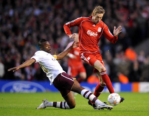 TA：FIFA在卖世界杯期间的停车证，价格是每场75至175美元（TA：FIFA世界杯期间出售停车证，每场定价75至175美元）